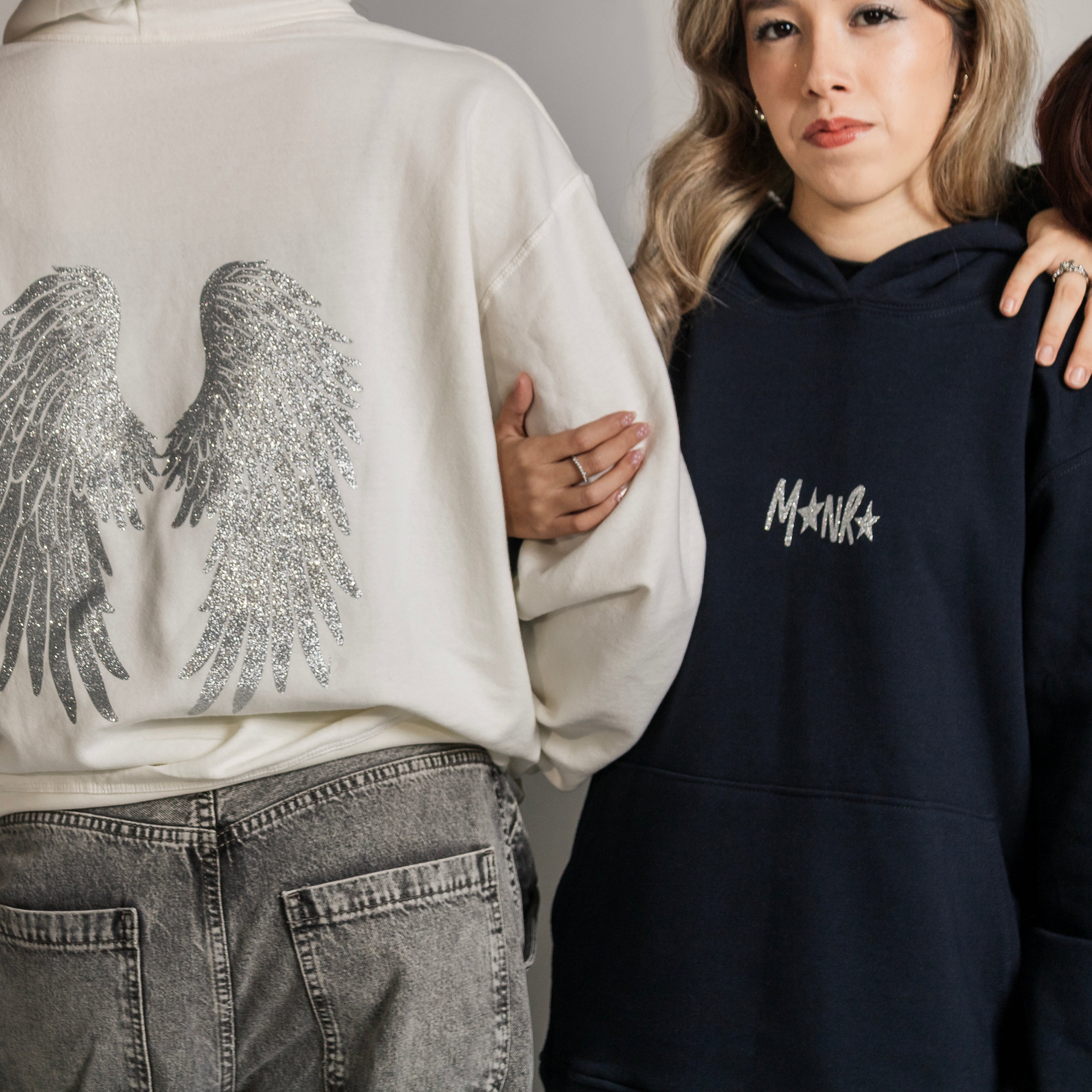 Celestial Glow Plateada Hoodie